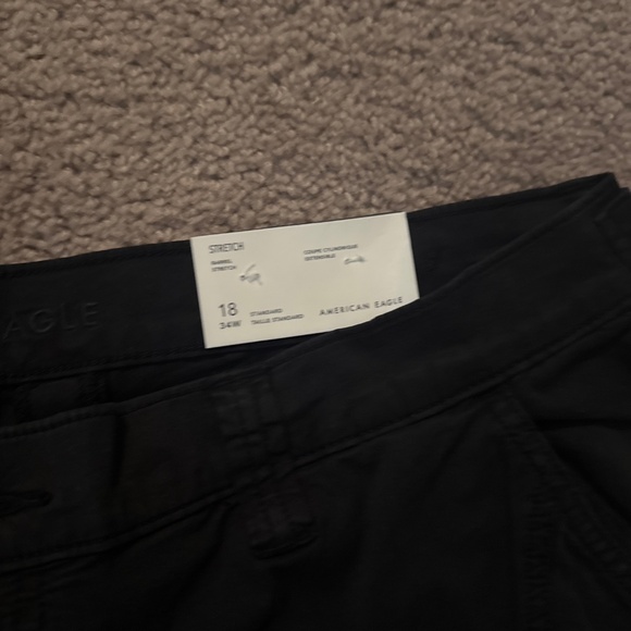 American Eagle cargoes’s new tags - Picture 2 of 3